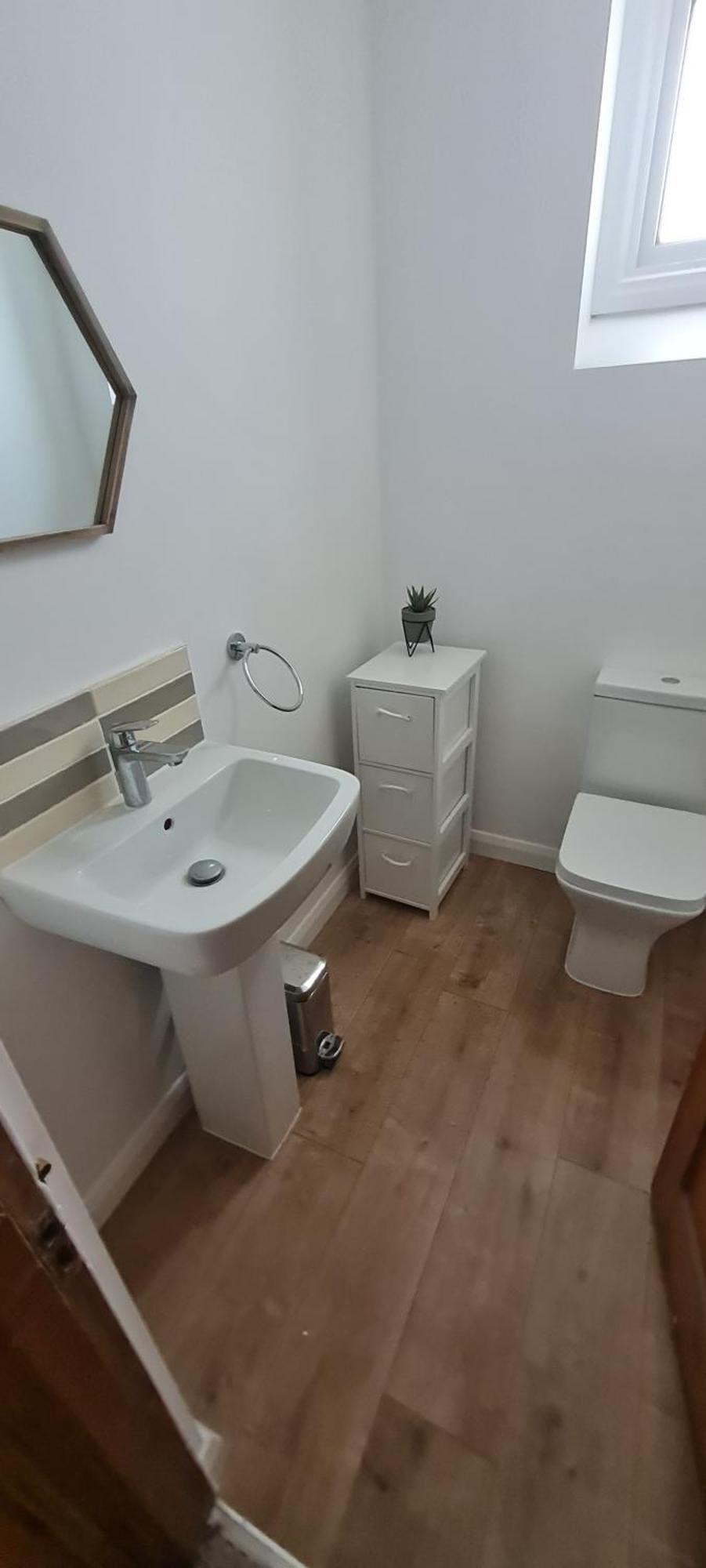 Beach View, 4 Bedroom House Opposite The Sea! Sleeps 10 Sandgate Esterno foto